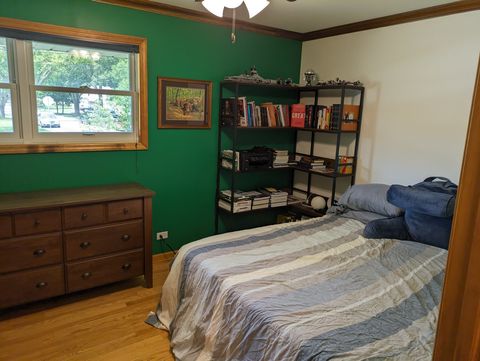 Tiny photo for 381 W Millers Road, Des Plaines, IL 60016 (MLS # 12559113)