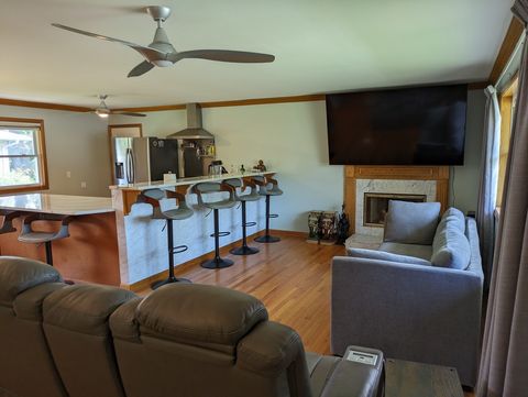 Tiny photo for 381 W Millers Road, Des Plaines, IL 60016 (MLS # 12559113)