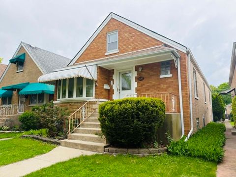 Tiny photo for 3530 Lombard Avenue, Berwyn, IL 60402 (MLS # 12634981)