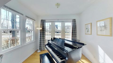 Tiny photo for 418 E Hillside Avenue, Barrington, IL 60010 (MLS # 12580086)