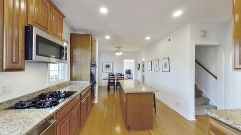 Tiny photo for 418 E Hillside Avenue, Barrington, IL 60010 (MLS # 12580086)