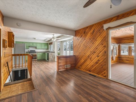 Tiny photo for 590 Brentwood Road, Machesney Park, IL 61115 (MLS # 12596483)