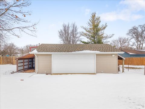 Tiny photo for 590 Brentwood Road, Machesney Park, IL 61115 (MLS # 12596483)