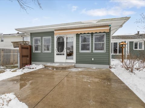 Tiny photo for 590 Brentwood Road, Machesney Park, IL 61115 (MLS # 12596483)