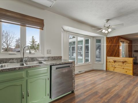 Tiny photo for 590 Brentwood Road, Machesney Park, IL 61115 (MLS # 12596483)