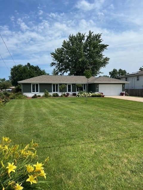 Tiny photo for 590 Brentwood Road, Machesney Park, IL 61115 (MLS # 12596483)