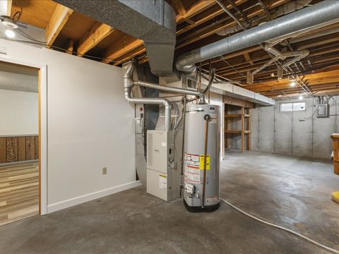 Tiny photo for 590 Brentwood Road, Machesney Park, IL 61115 (MLS # 12596483)