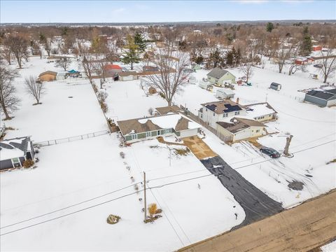 Tiny photo for 590 Brentwood Road, Machesney Park, IL 61115 (MLS # 12596483)