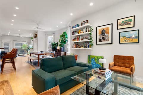 Tiny photo for 2833 N Francisco Avenue, Chicago, IL 60618 (MLS # 12735522)