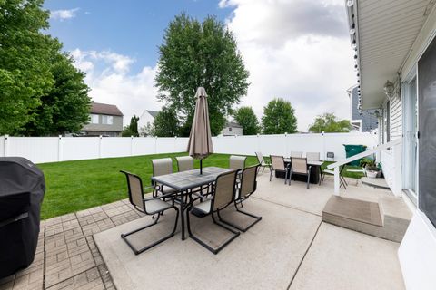 Tiny photo for 2516 Oasis Drive, Plainfield, IL 60586 (MLS # 12695042)