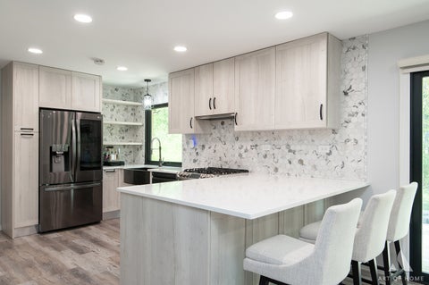 Tiny photo for 2 DOGWOOD Road, Rolling Meadows, IL 60008 (MLS # 12663682)