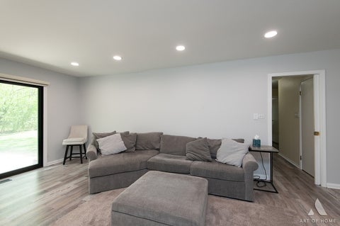 Tiny photo for 2 DOGWOOD Road, Rolling Meadows, IL 60008 (MLS # 12663682)
