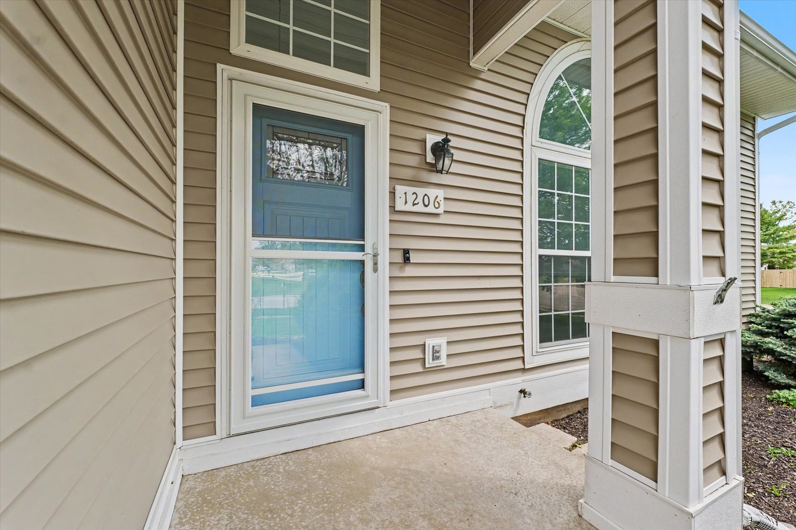 1206 Cobblefield Road