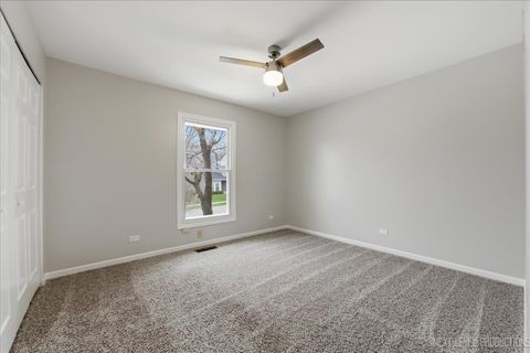 Tiny photo for 417 Cambridge Way, Bolingbrook, IL 60440 (MLS # 12604059)