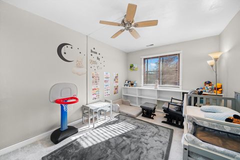 Tiny photo for 8094 Garfield Avenue #4-3, Burr Ridge, IL 60527 (MLS # 12513073)