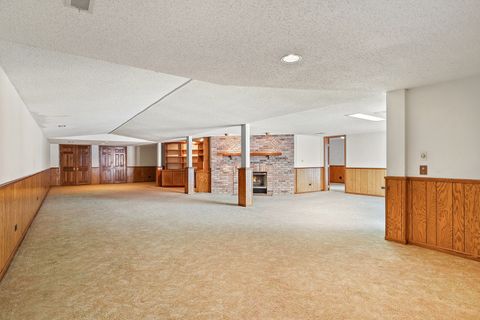 Tiny photo for 14518 Golf Road, Orland Park, IL 60462 (MLS # 12521273)