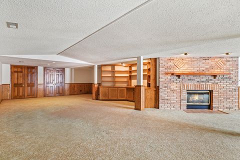 Tiny photo for 14518 Golf Road, Orland Park, IL 60462 (MLS # 12521273)