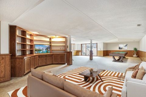 Tiny photo for 14518 Golf Road, Orland Park, IL 60462 (MLS # 12521273)