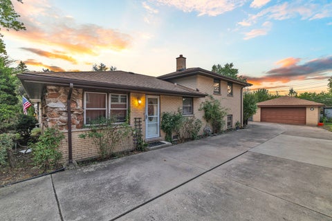 Tiny photo for 10220 S Kostner Avenue, Oak Lawn, IL 60453 (MLS # 12765028)
