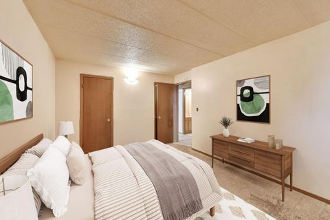 Tiny photo for 2244 N Harlem Avenue #8, Elmwood Park, IL 60707 (MLS # 12515070)