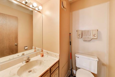 Tiny photo for 2244 N Harlem Avenue #8, Elmwood Park, IL 60707 (MLS # 12515070)