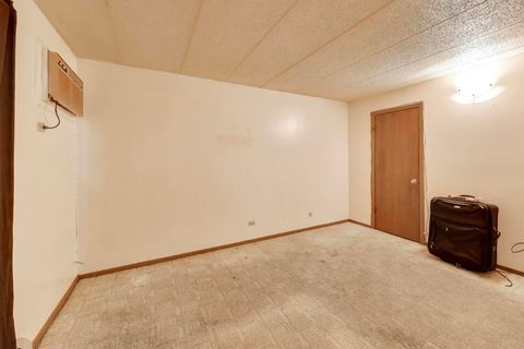 Tiny photo for 2244 N Harlem Avenue #8, Elmwood Park, IL 60707 (MLS # 12515070)