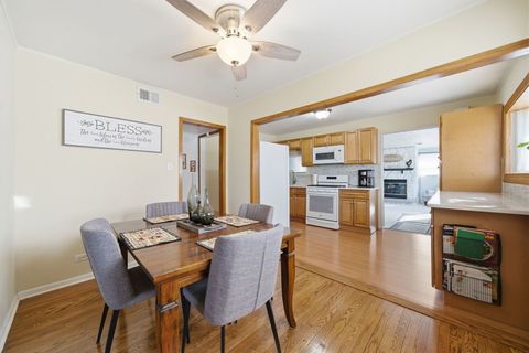 Tiny photo for Melrose Park, IL 60164 (MLS # 12639906)