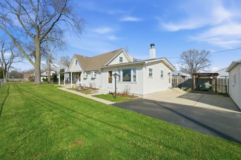 Tiny photo for Melrose Park, IL 60164 (MLS # 12639906)