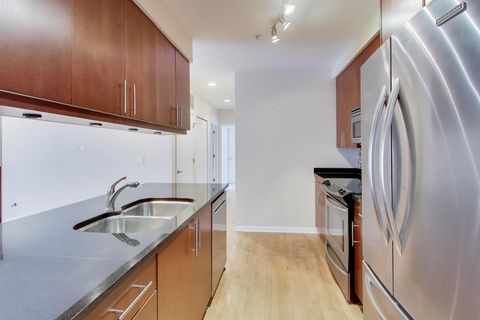 Tiny photo for 1720 Oak Avenue #501, Evanston, IL 60201 (MLS # 12594894)