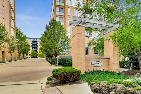 Tiny photo for 1720 Oak Avenue #501, Evanston, IL 60201 (MLS # 12594894)