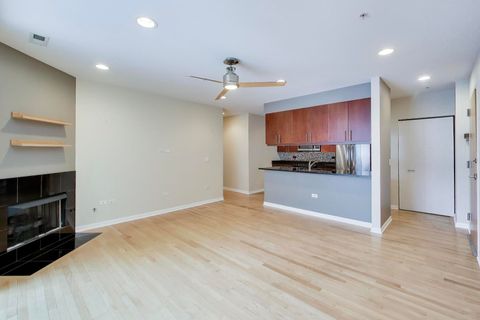 Tiny photo for 1720 Oak Avenue #501, Evanston, IL 60201 (MLS # 12594894)