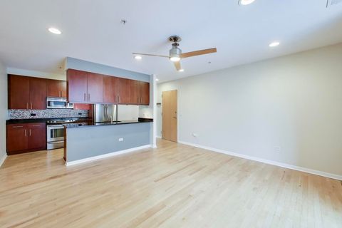 Tiny photo for 1720 Oak Avenue #501, Evanston, IL 60201 (MLS # 12594894)