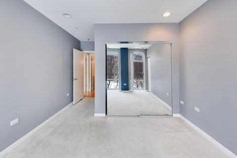 Tiny photo for 1720 Oak Avenue #501, Evanston, IL 60201 (MLS # 12594894)