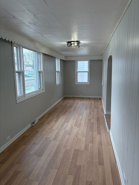 Tiny photo for 1116 Chestnut Street, Ottawa, IL 61350 (MLS # 12575759)