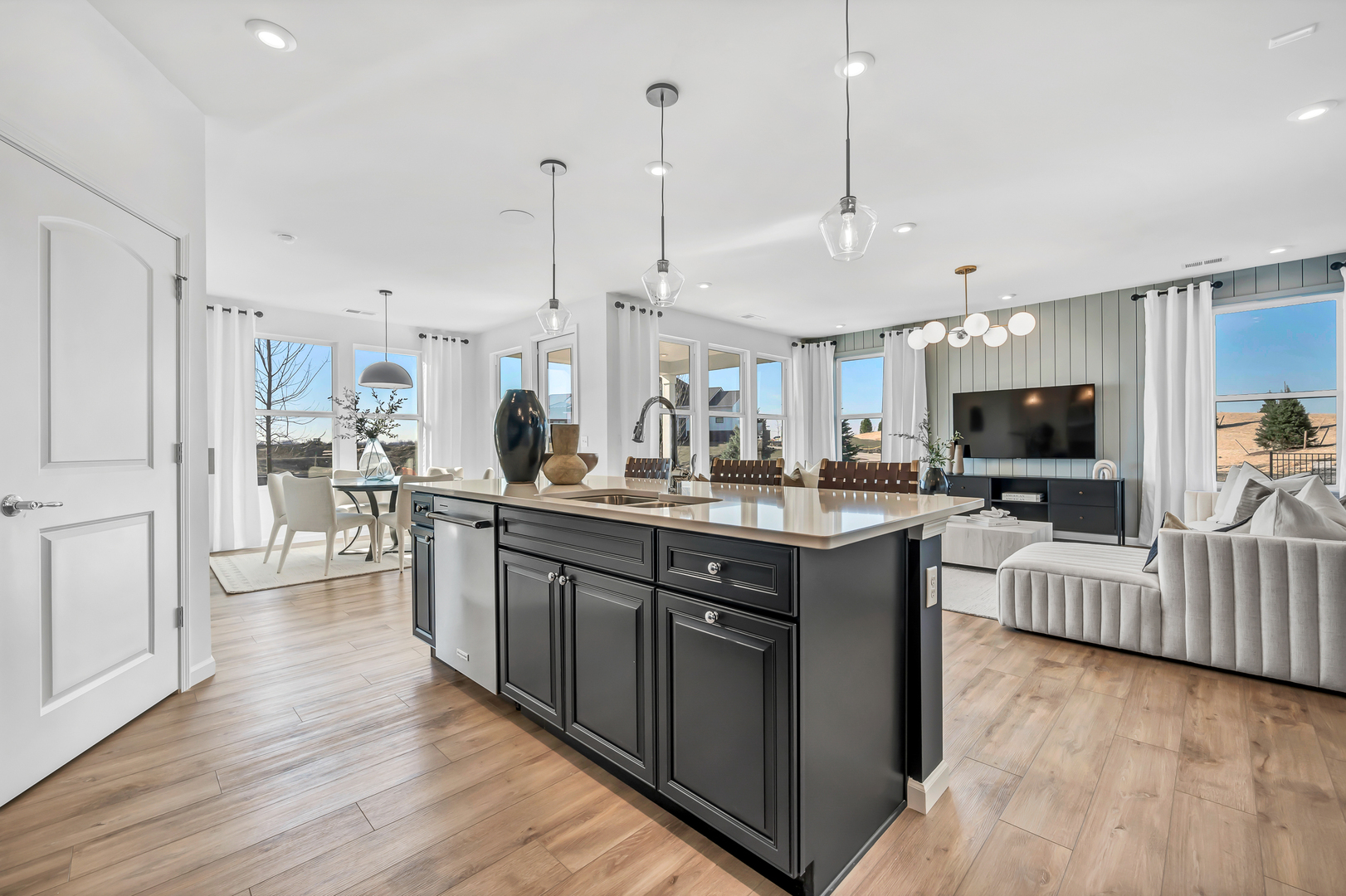3238 Lincoln Prairie Boulevard