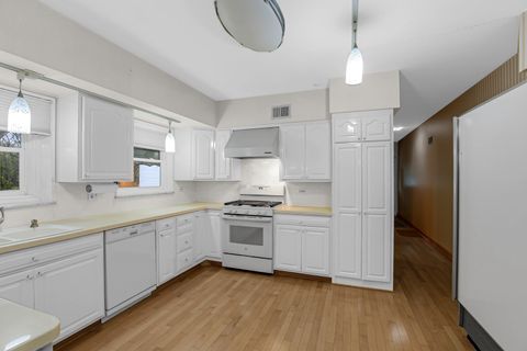 Tiny photo for 9S174 DREW Avenue, Burr Ridge, IL 60527 (MLS # 12529832)