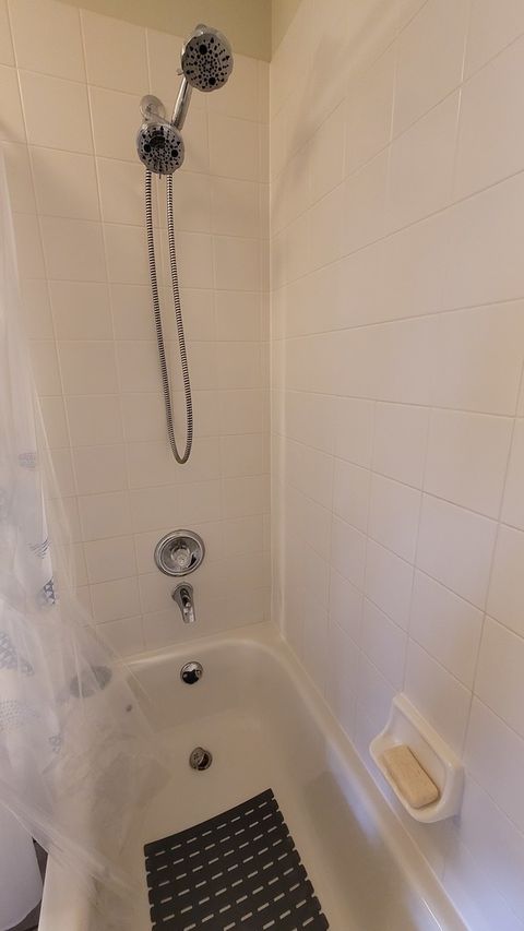 Tiny photo for 5716 Breezeland Road, Carpentersville, IL 60110 (MLS # 12543883)