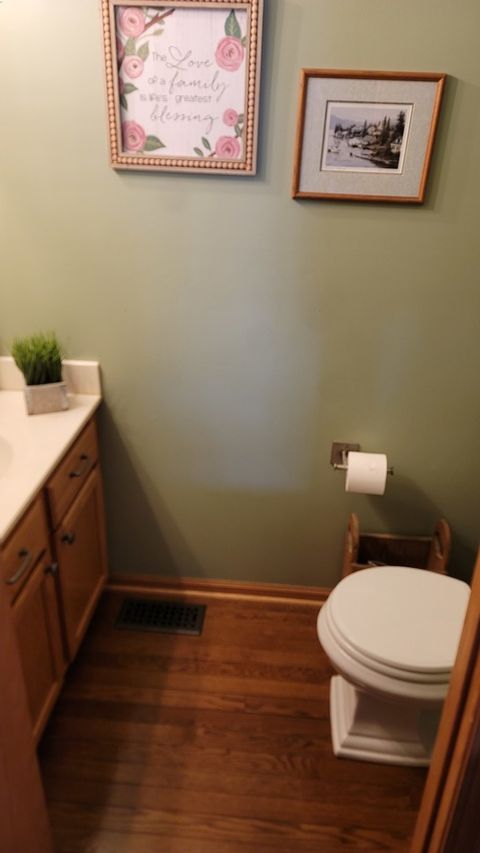 Tiny photo for 5716 Breezeland Road, Carpentersville, IL 60110 (MLS # 12543883)