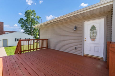 Tiny photo for 737 Grant Street, Bettendorf, IA 52722 (MLS # 12683144)