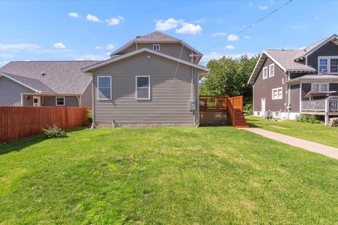 Tiny photo for 737 Grant Street, Bettendorf, IA 52722 (MLS # 12683144)