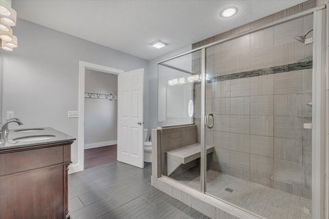 Tiny photo for 737 Grant Street, Bettendorf, IA 52722 (MLS # 12683144)