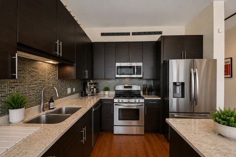 Tiny photo for 770 W Gladys Avenue #804, Chicago, IL 60661 (MLS # 12725119)