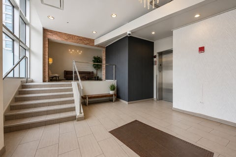 Tiny photo for 770 W Gladys Avenue #804, Chicago, IL 60661 (MLS # 12725119)