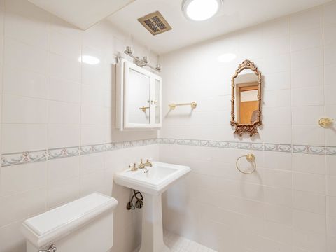 Tiny photo for 2858 Kensington Avenue, Westchester, IL 60154 (MLS # 12508501)