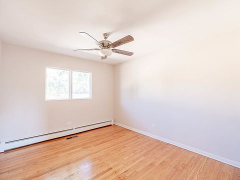 Tiny photo for 2858 Kensington Avenue, Westchester, IL 60154 (MLS # 12508501)