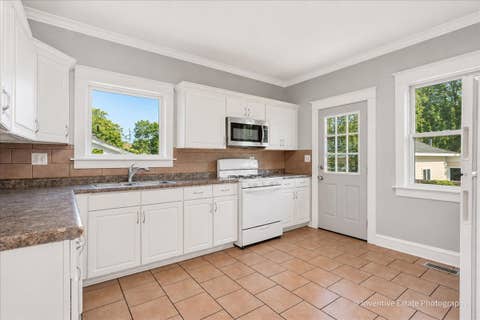 Tiny photo for 1133 Liberty Street, Aurora, IL 60505 (MLS # 12728658)