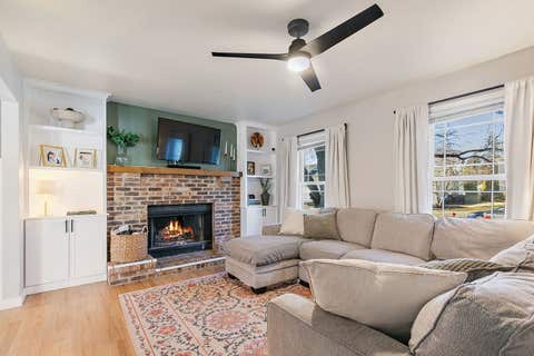 Tiny photo for 1809 CAMBRIDGE Drive, St. Charles, IL 60174 (MLS # 12573096)