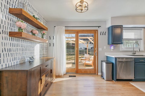 Tiny photo for 1809 CAMBRIDGE Drive, St. Charles, IL 60174 (MLS # 12573096)