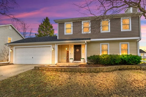 Photo of 1809 CAMBRIDGE Drive, St. Charles, IL 60174 (MLS # 12573096)