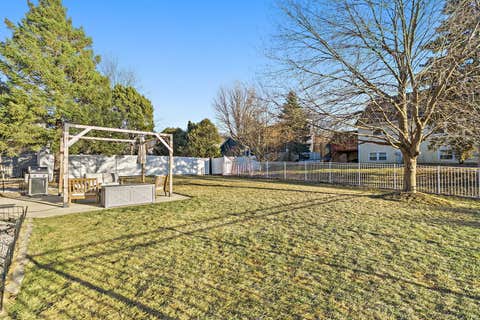Tiny photo for 1809 CAMBRIDGE Drive, St. Charles, IL 60174 (MLS # 12573096)